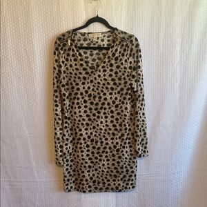 #850 Michael Kors Leopard Print Long Sleeve Dress